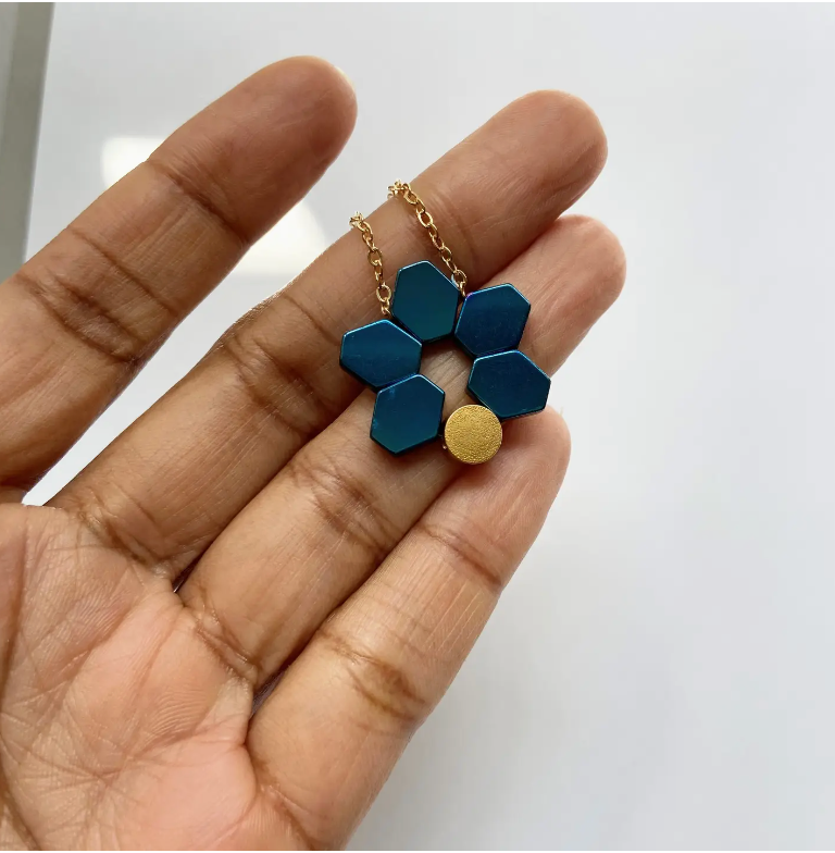 Petals Necklace